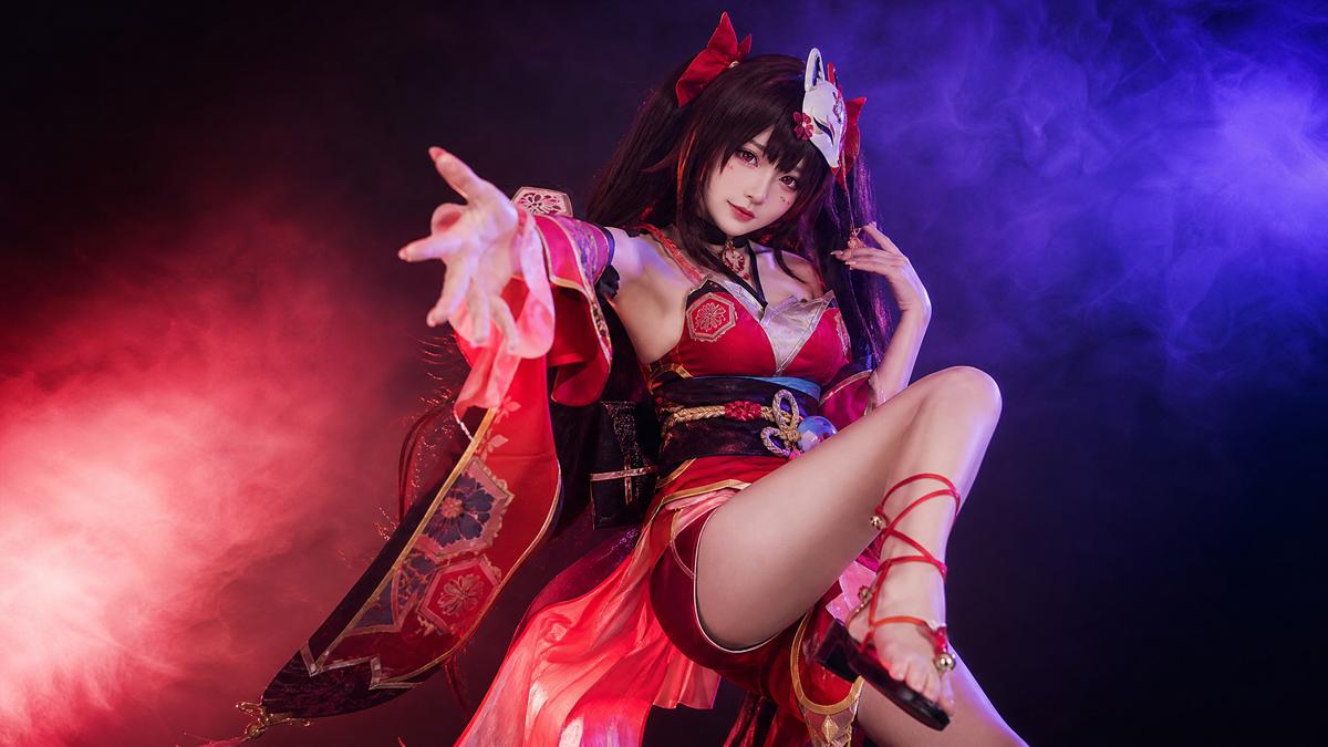 少妇动漫cosplay视频